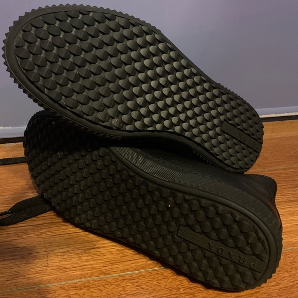 Prada high top sneakers for mens - Picture 4 of 4